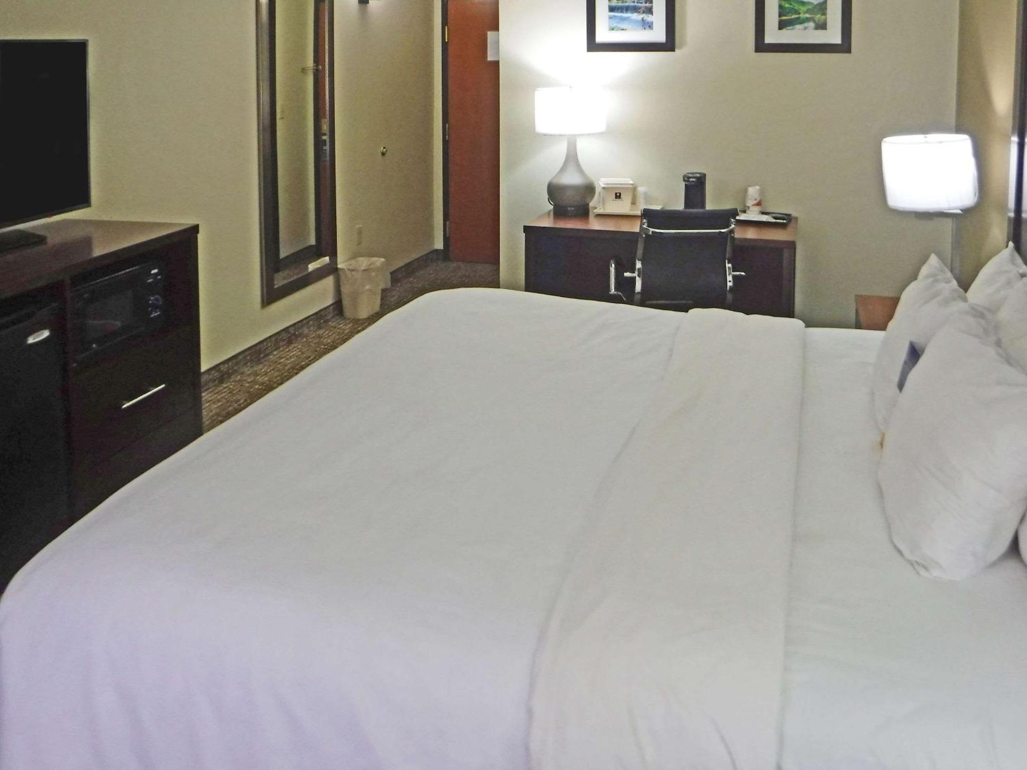 Comfort Inn New River Oak Hill Экстерьер фото